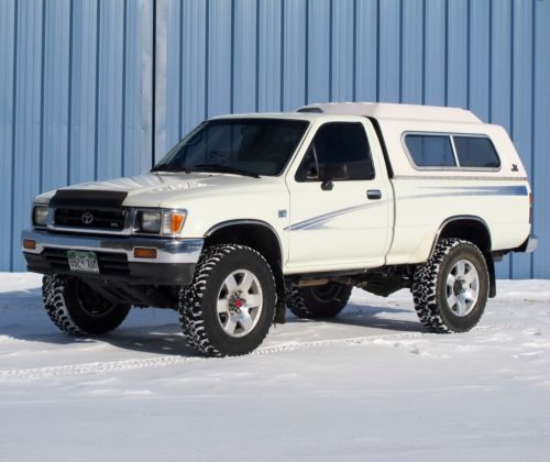 1994 Toyota Tacoma 4wd DLX Standard Cab - Custom Options & 100% Rust Free, US $6,000.00, image 2