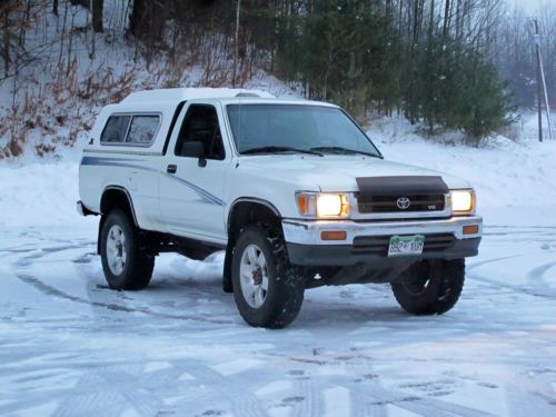 1994 Toyota Tacoma 4wd DLX Standard Cab - Custom Options & 100% Rust Free, US $6,000.00, image 9