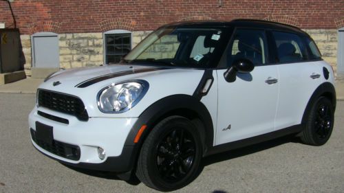 2011 mini cooper countryman s all4, leather, heated front seats