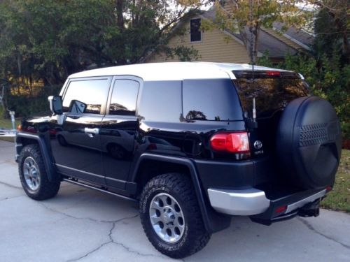 2011 toyota fj cruiser 4x4 sport utility 4-door 4.0l