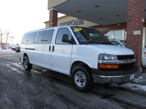 2011 chevrolet express 3500 lt 15 passenger dvd player tv&#039;s