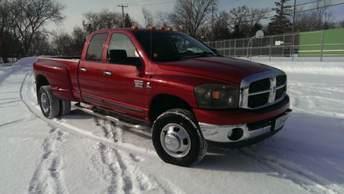 2007 dodge ram dual wheel crew cab 4x4.