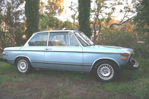 1975 bmw 2002 base coupe 2-door 2.0l