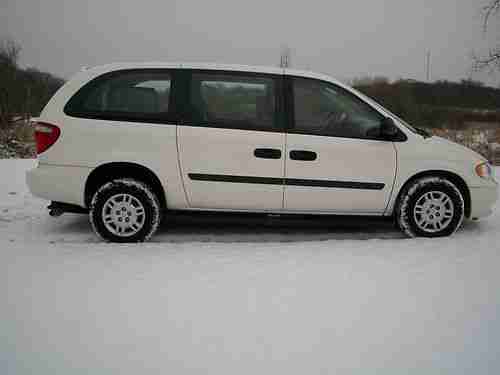 2005 Dodge Grand Caravan Handi-cap Wheel chair van 4-Door 3.3L, image 4