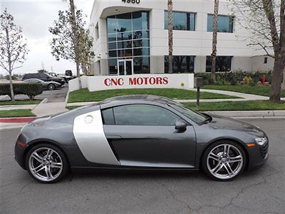 2009 audi r8 coupe / 6 speed manual gearbox / only 9,644 miles / great options