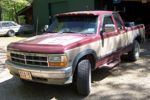 1993 dodge dakota le extended cab pickup 2-door 5.2l