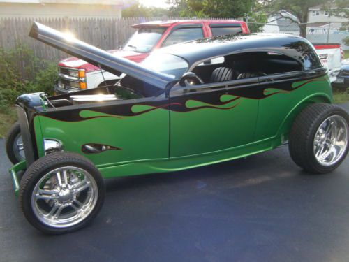 1932 ford phantom street rod with removable top