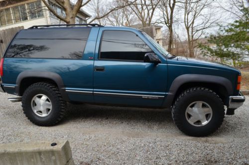 1995 gmc yukon sle sport utility 2-door 5.7l great condition