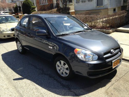 2010 hyundai accent blue hatchback 2-door 1.6l