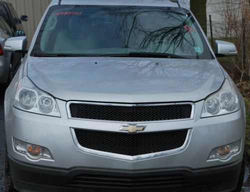 2009 chevrolet traverse lt sport utility 4-door 3.6l