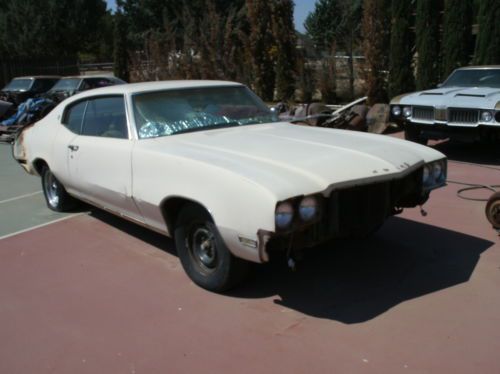 1970 buick skylark 2 door