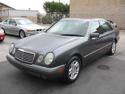 1998 mercedes-benz e320 sedan in gray, no reserve great condition!