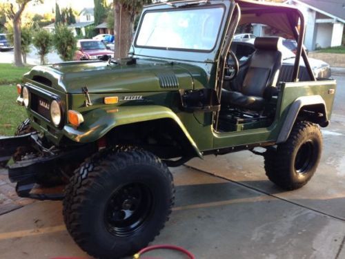 1970 fj40 forest green 4x4 beast