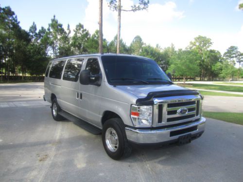 2010 ford e-350 super duty xlt standard passenger van 3-door 6.8l