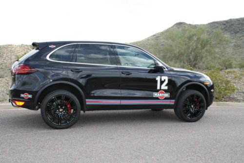 2012 Porsche Cayenne Turbo Sport Utility 4-Door 4.8L, image 2