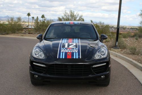 2012 Porsche Cayenne Turbo Sport Utility 4-Door 4.8L, image 3