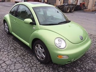 2001 green vw beetle with 98,000 miles