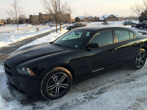 2014 dodge charger sxt sedan 4-door 3.6l