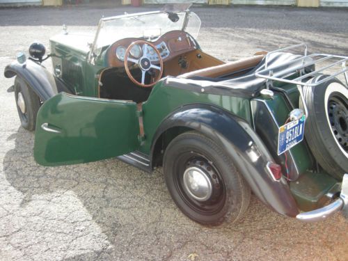 1951  mgtd roadster  low reserve   runs great