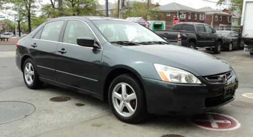 2004 honda accord ex sedan 4-door 2.4l** fully loaded**