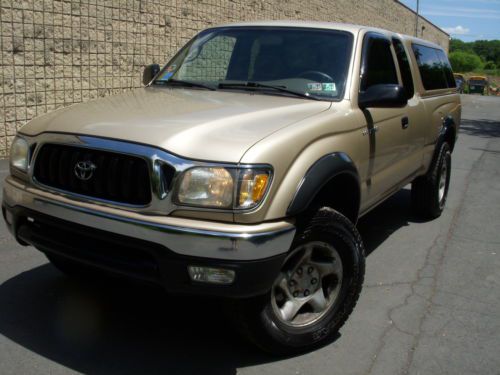 Toyota tacoma extra cab 5-speed manual 4wd are bed cap cold a/c no reserve