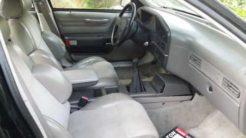 1989 Ford Taurus SHO ** Barn Find ** 3.0 Yamaha V6 DOHC 5sp Manual NO RESERVE!, image 12