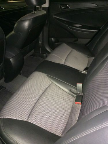 2011 Hyundai Sonata SE Sedan 4-Door 2.4L, US $12,400.00, image 4