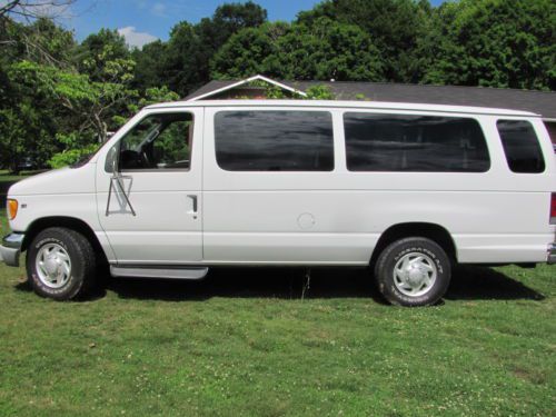 E350 van super duty 15 passenger bus *church camp school low miles