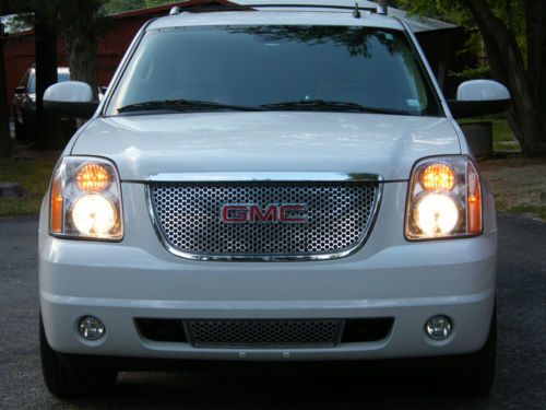 2008 gmc yukon xl 1500 denali sport utility 4-door 6.2l no reserve