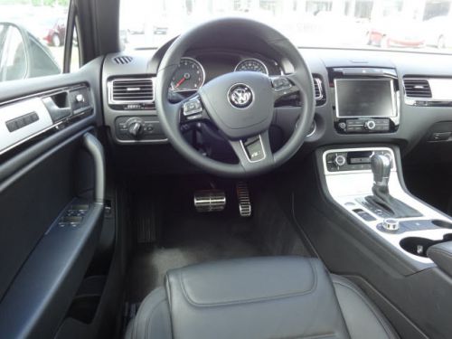 2014 Volkswagen Touareg 3.6L R-Line, US $56,105.00, image 6