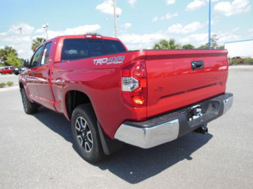 2014 toyota tundra sr5