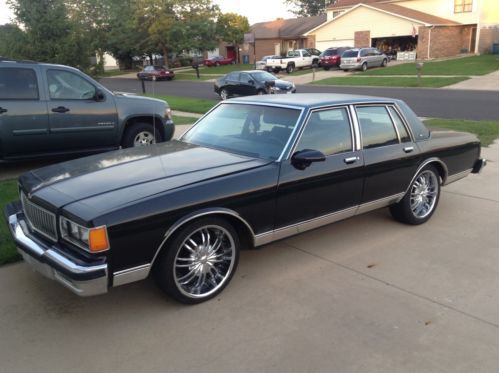 1986 chevrolet caprice classic brougham sedan 4-door 5.0l