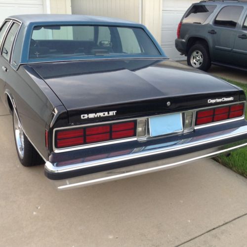 1986 Chevrolet Caprice Classic Brougham Sedan 4-Door 5.0L, image 2
