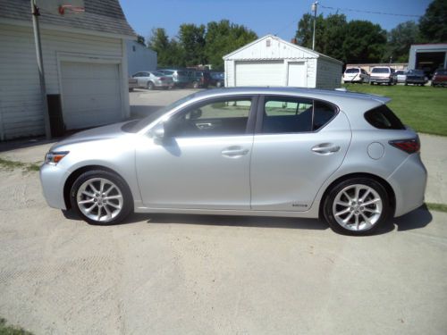 2012 Lexus CT200h Base Hatchback 4-Door 1.8L, image 2
