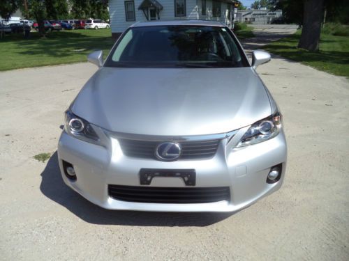 2012 Lexus CT200h Base Hatchback 4-Door 1.8L, image 3