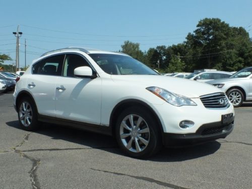 Awd heated power leather seats power sunroof bose rear view camera