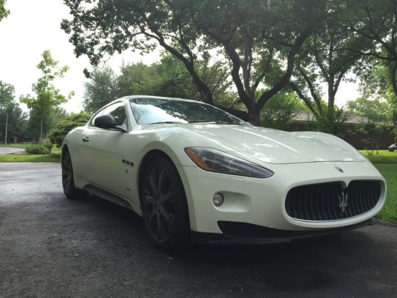 2010 maserati gran turismo 2dr coupe s