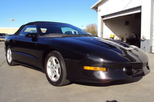 1995 pontiac firebird trans am convertible 2-door 5.7l