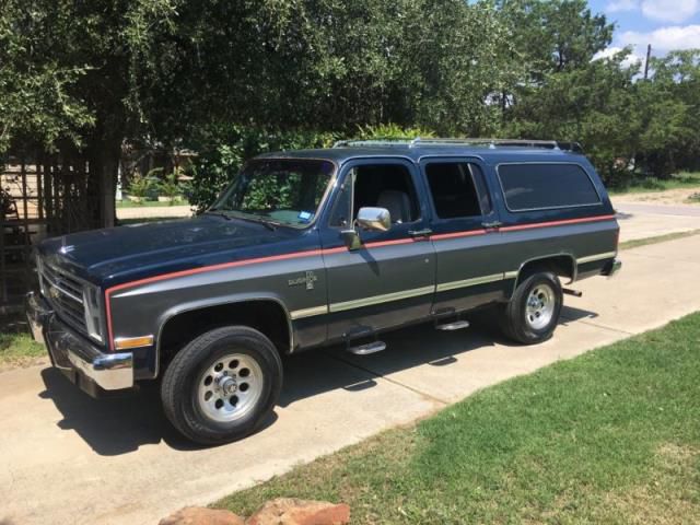 1986 chevrolet suburban silverado