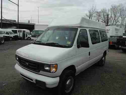 04 FORD E-250 HANDICAP VAN WHEEL CHAIR LIFT CLEAN RUNS PERFECT, US $5,000.00, image 2