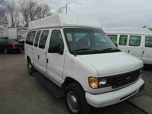 04 FORD E-250 HANDICAP VAN WHEEL CHAIR LIFT CLEAN RUNS PERFECT, US $5,000.00, image 4