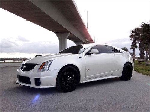 2011 custom cadillac cts-v coupe - factory warranty - 680 horsepower ctsv