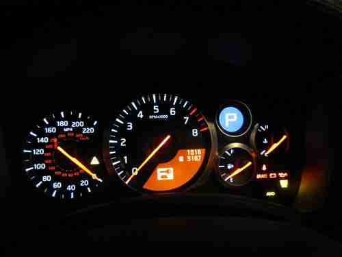 Nissan GTR 2009 only 1000 miles, image 6