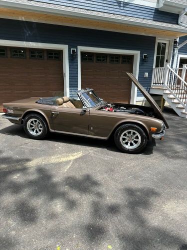 1976 triumph tr 6