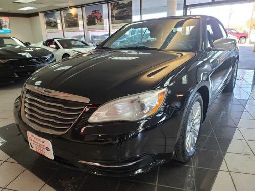 2011 200 series limited 2dr convertible