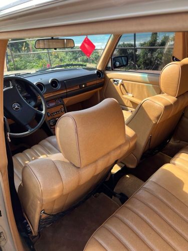 1982 Mercedes-Benz 300-Series TD, US $24,600.00, image 20