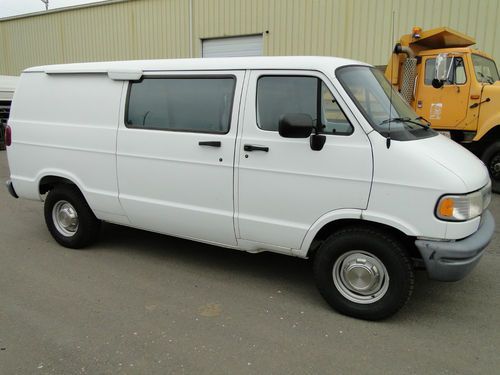 1996 dodge ram 2500 extended cargo van - no rear seats- non operational