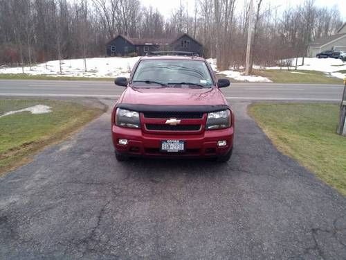 2006 chevy trailblazer lt.  great condition, low miles, loaded with options