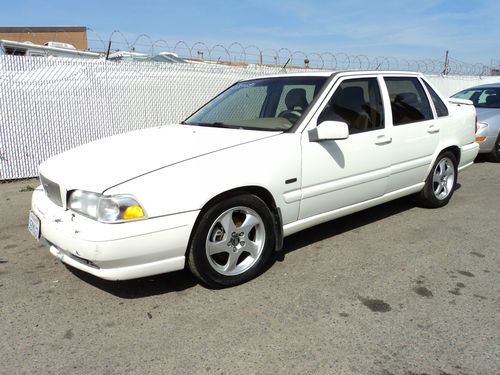 1998 volvo s70 t5 sedan 4-door 2.3l, no reserve