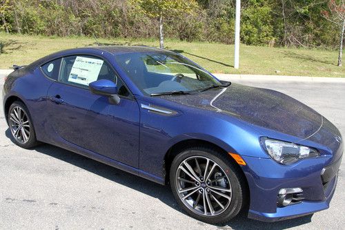 New 2013 subaru brz limited navigation 6-speed automatic blue sports car